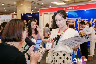 二维码签到不止高效！31 会议让活动全周期管理更轻松