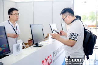 微信签到破局传统签到：崛起逻辑与技术内核解析